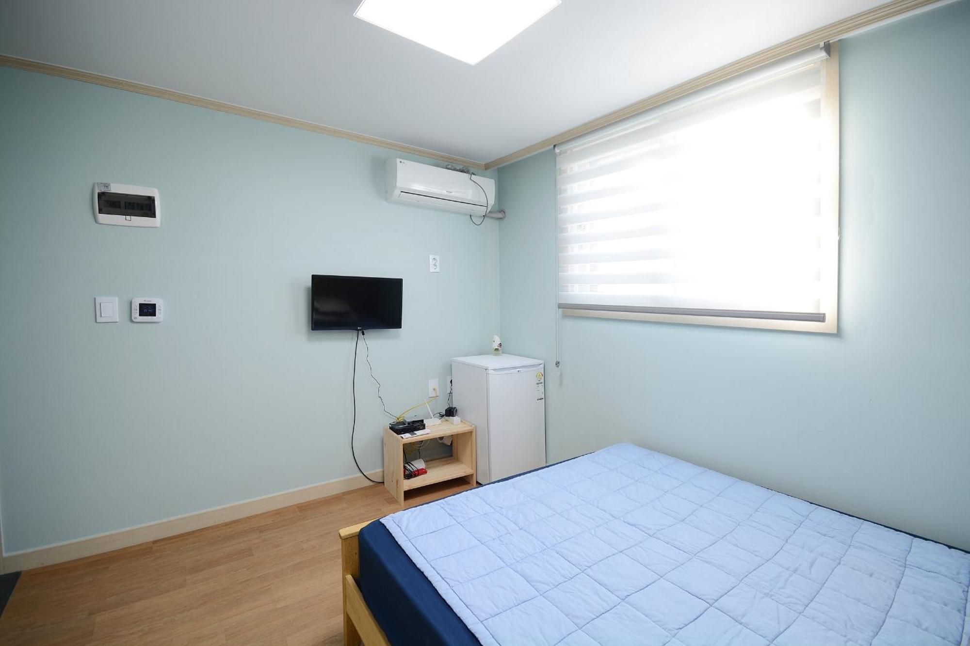 Sunnyhill Hostel Hongdae โซล ภายนอก รูปภาพ