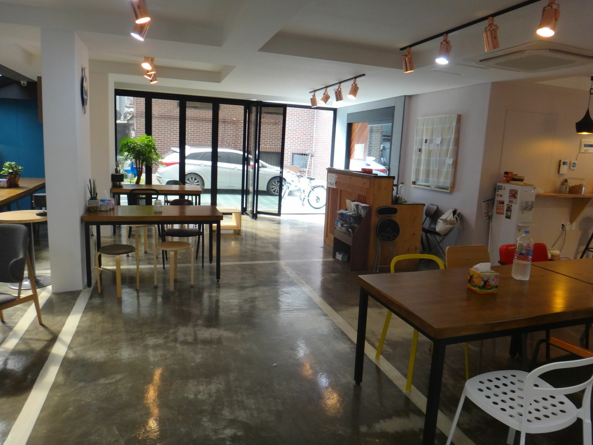 Sunnyhill Hostel Hongdae โซล ภายนอก รูปภาพ