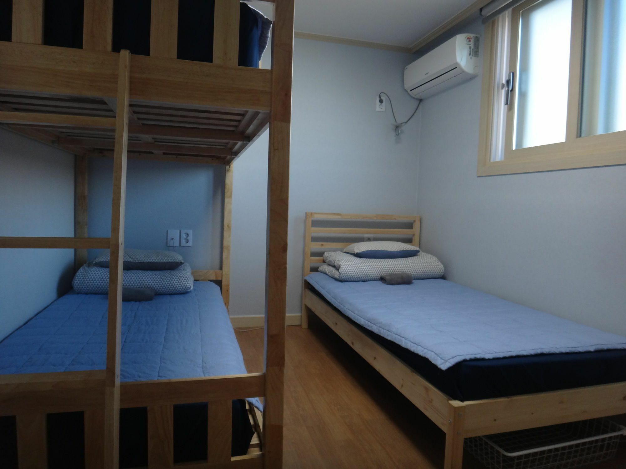 Sunnyhill Hostel Hongdae โซล ภายนอก รูปภาพ