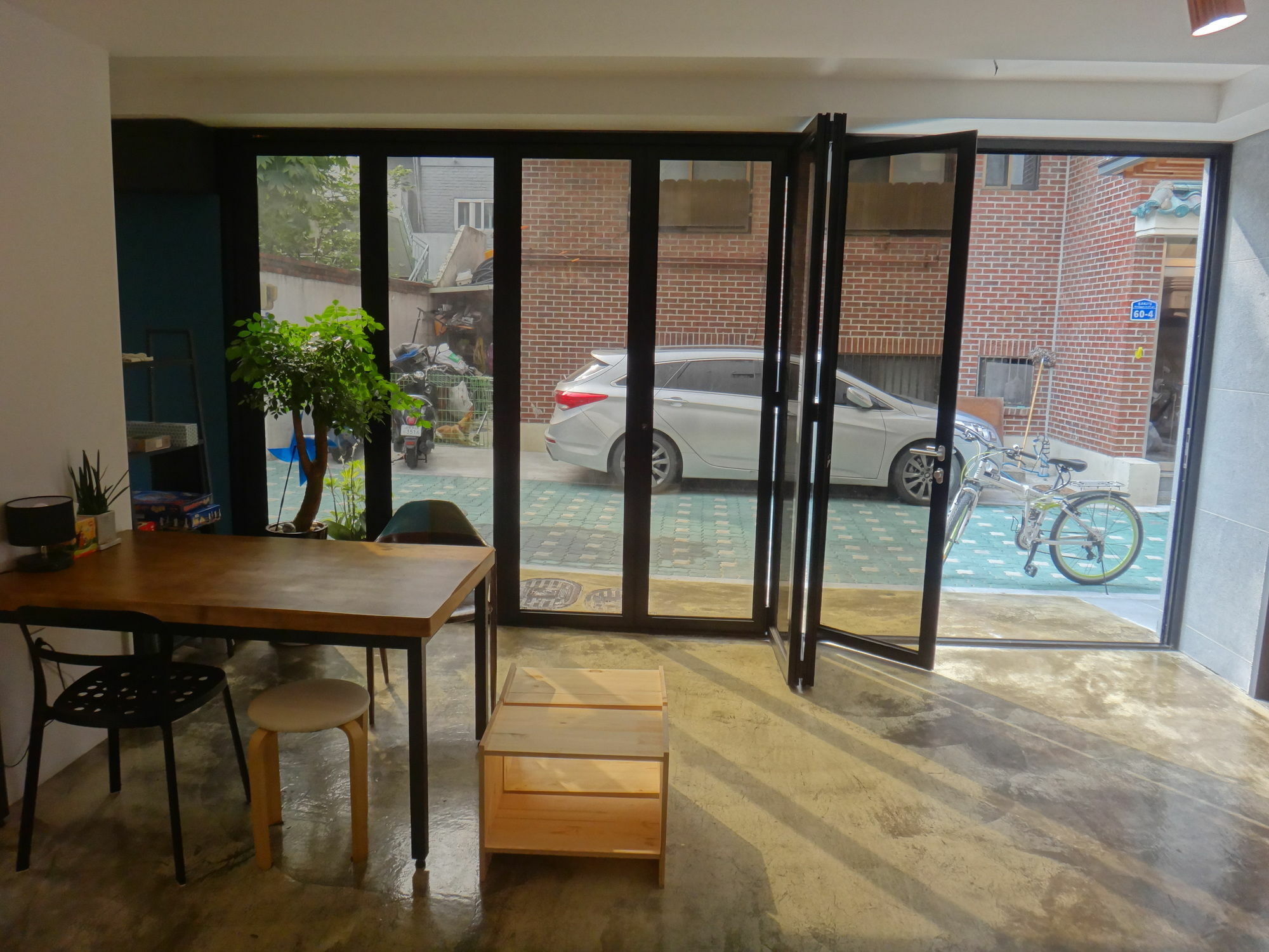 Sunnyhill Hostel Hongdae โซล ภายนอก รูปภาพ