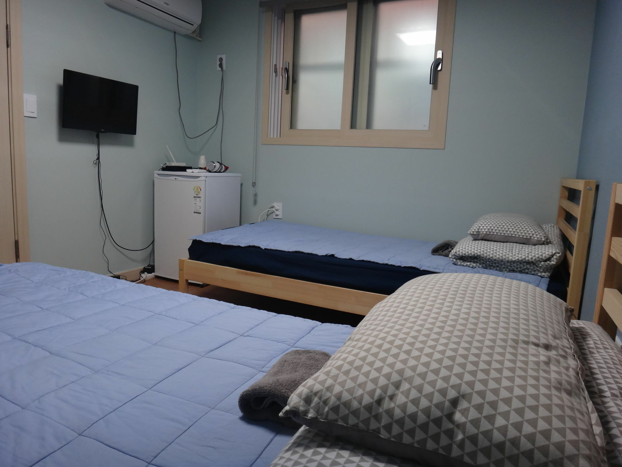 Sunnyhill Hostel Hongdae โซล ภายนอก รูปภาพ