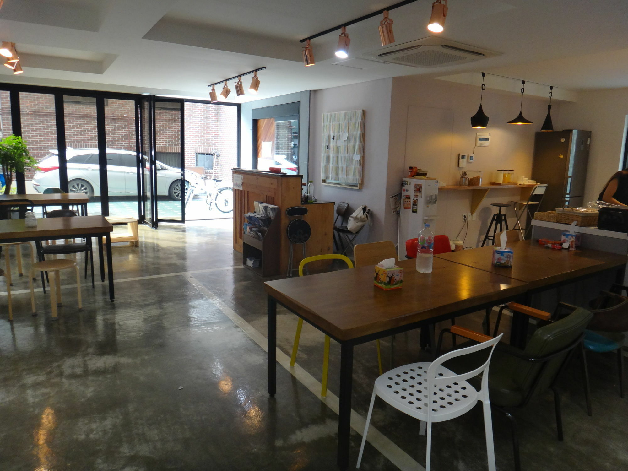 Sunnyhill Hostel Hongdae โซล ภายนอก รูปภาพ