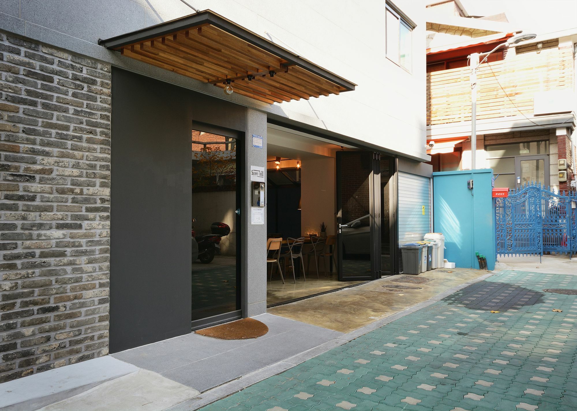 Sunnyhill Hostel Hongdae โซล ภายนอก รูปภาพ